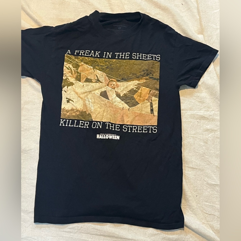 Funny Halloween Shirt size S